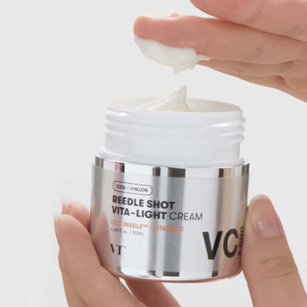 VT-Cosmetics-Reedle-Shot-Vita_light-Cream_idakorea